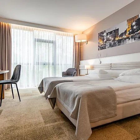 Hotel Platan